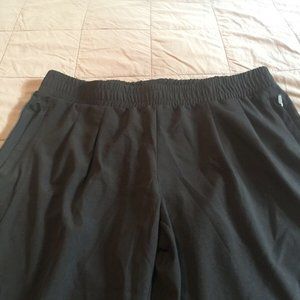 NWT Fabletics Black Zipper Yoga Workout Pants M